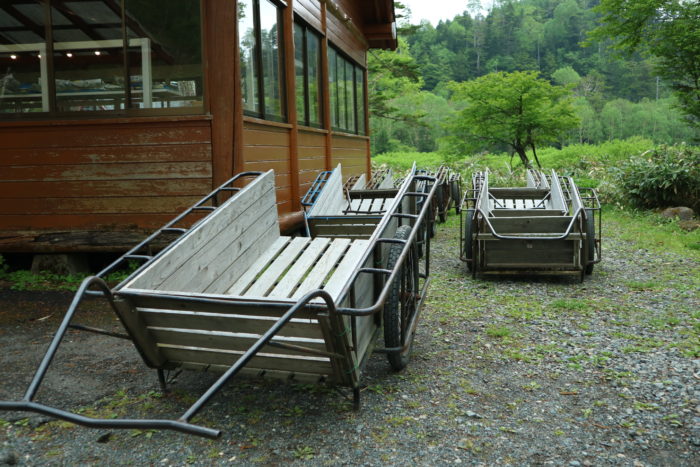 菅沼キャンプ村でテント泊する為のリヤカー