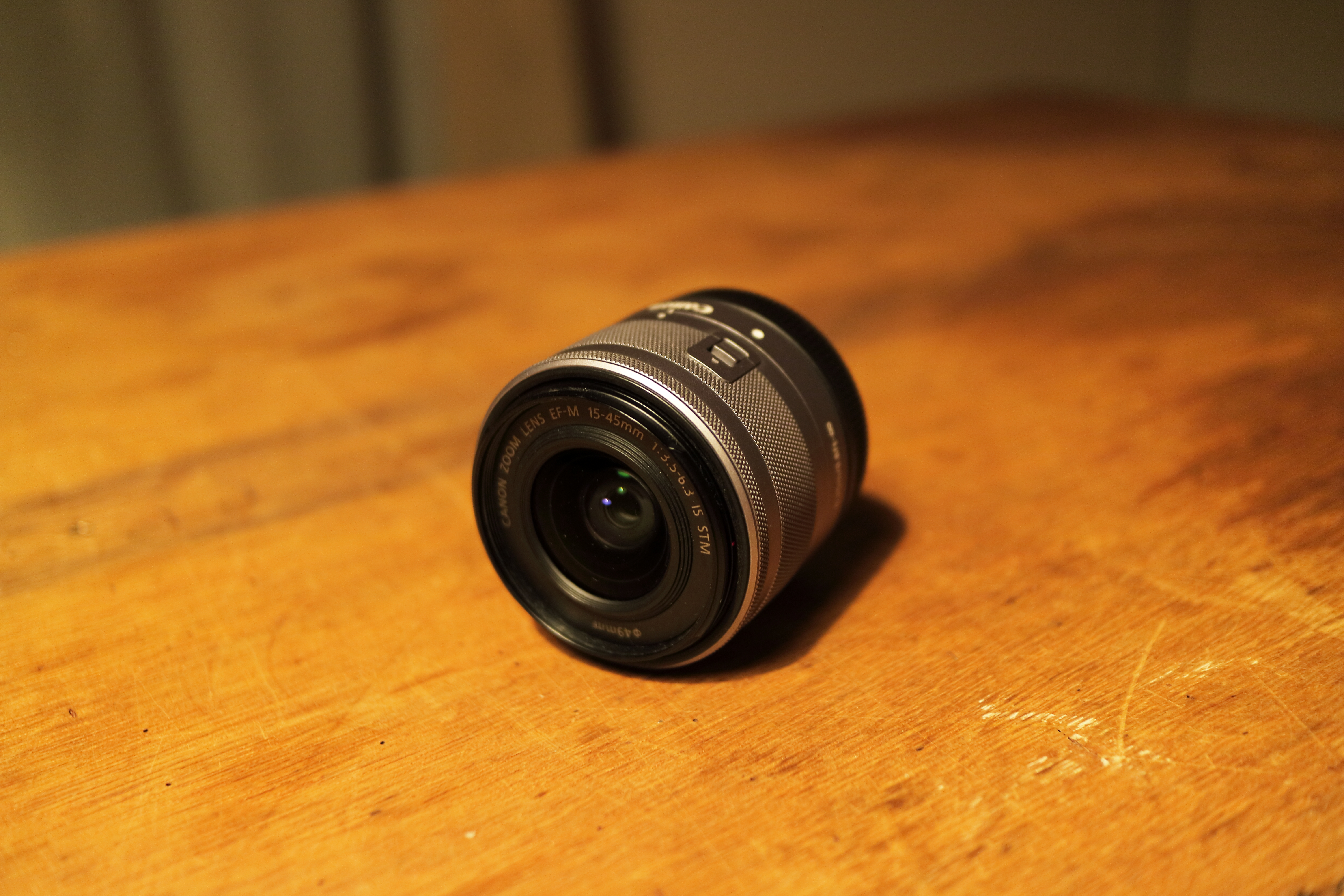 単焦点レンズ CANON EF-M 22mm F2 買いました！ | のんびりアウトドア