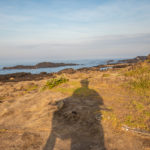 城ヶ島の馬の背洞門にて野営からの帰り