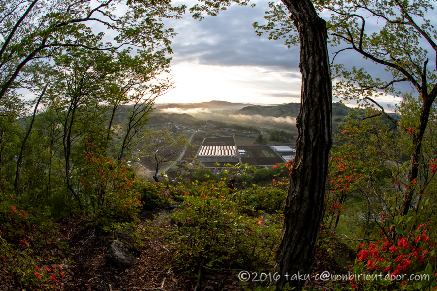 茂木町の鎌倉山展望台からの朝日と雲海
