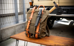 ガストンルーガのクラシックのオリーブ＆ブラウンにキャンプ道具を詰め込む