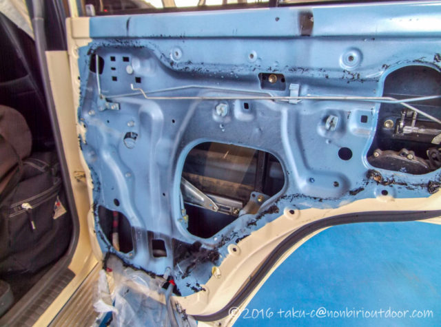 78プラド右リアのランチャンネル交換