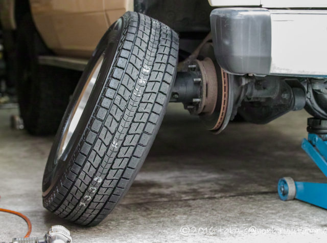 78プラドにWINTER MAXX SJ8を取り付けました