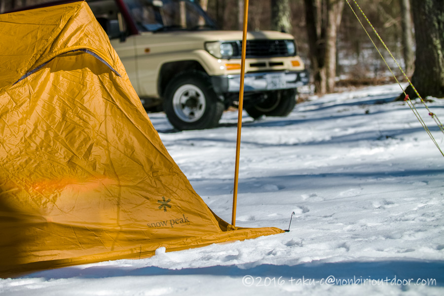 おっさん雪中キャンプをする為に五光牧場オートキャンプのサイトで設営したテントのセル2