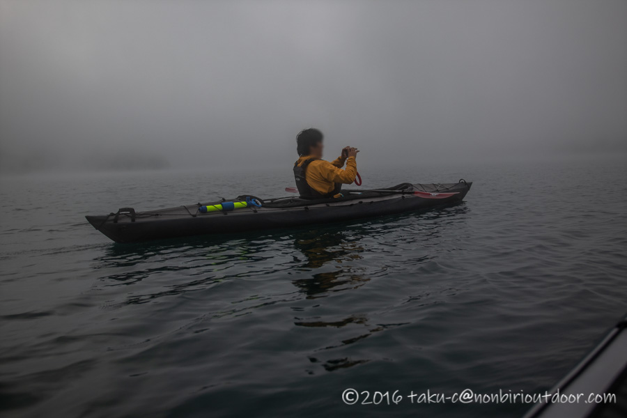 霧の青木湖で早朝カヤック、カヌー