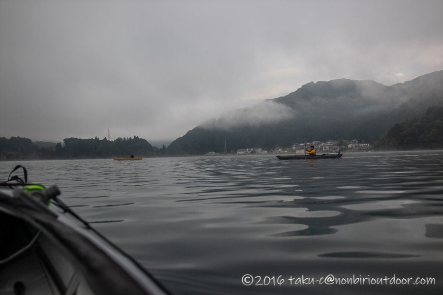 霧の青木湖で早朝カヤック、カヌー
