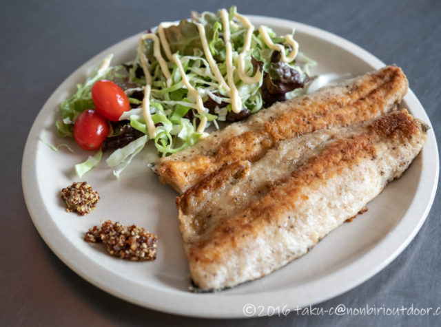 管理釣り場で釣ったニジマスのムニエル