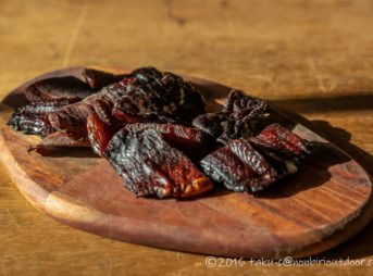 管理釣り場で釣ったニジマスで燻製が完成