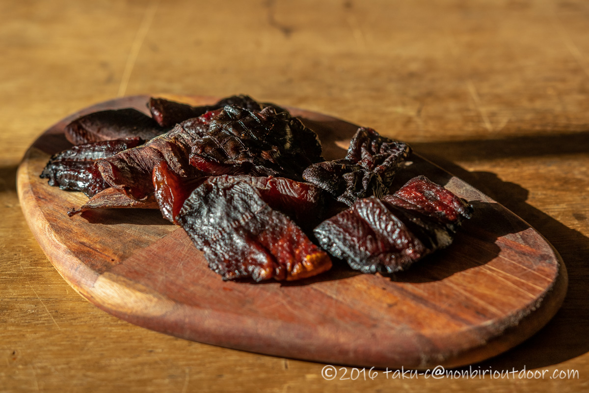 管理釣り場で釣ったニジマスで燻製が完成