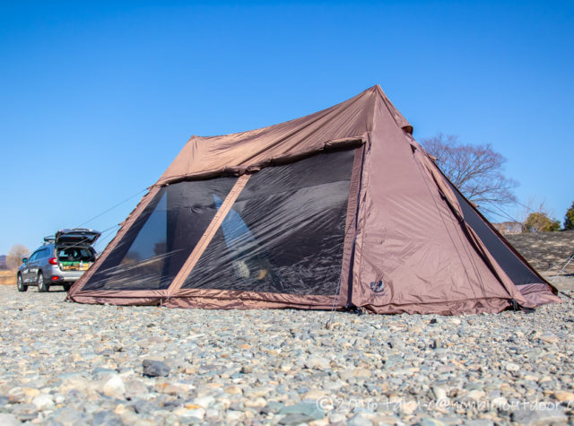 ハイランダー(Hilander)のツーポールテントのグランピアンの外観とメッシュ