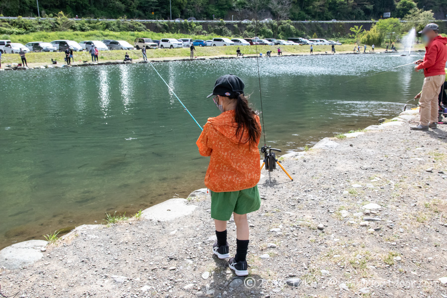 FF中津川で小学校3年生の娘が管理釣り